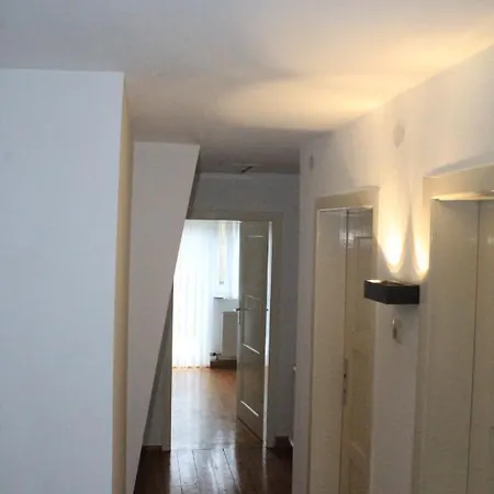 Wohnen Am Weiher Apartman *